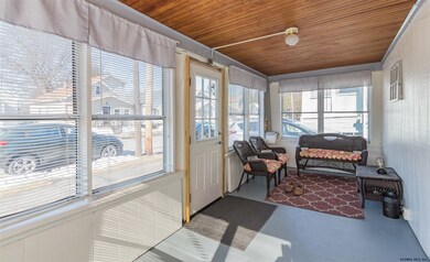 717 Cramer Ave, Schenectady, NY 12306 - photo 3