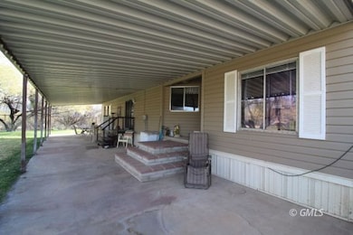 9213 E Creeks Ln, Winkelman, AZ 85192 - photo 2