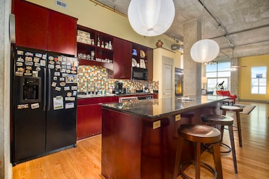 The Island kitchen is in the middle of things, rig