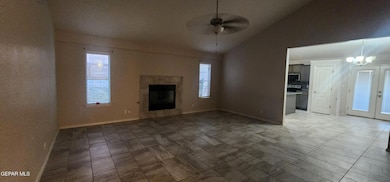 11132 Catherine Slutter Ln, Socorro, TX 79927 - photo 5