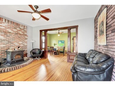 143 Center St, Hightstown, NJ 08520 - photo 4