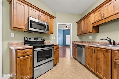 3061 Logan's Loop-Interior-4
