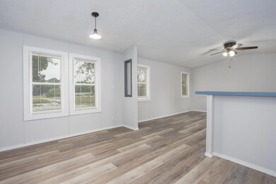 17077Lawrence1224-10