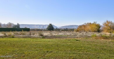 6-web-or-mls-Hyde_231108_MeirasRd_Moxee_