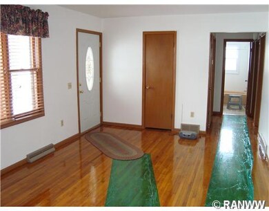 3207 Dale Rd, Eau Claire, WI 54703 - photo 7