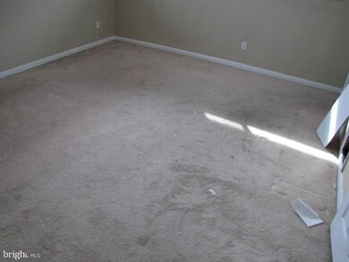 2805 Birkle Ln, District Heights, MD 20747 - photo 6