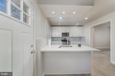 1328 Meridene Dr, Baltimore, MD 21239 - photo 5