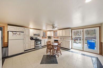 538 Summer St, Weymouth, MA 02188 - photo 2