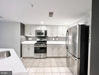 The Park at Courthouse unit 507, Arlington, VA 22201 - photo 2