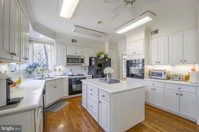 5119 Warren Place NW, Washington, DC 20016 - photo 7