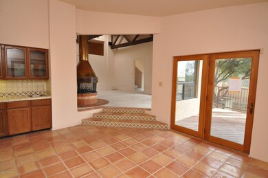 DINING INTO LIVING AREA