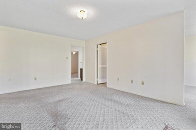 1014 Brinker Dr, Hagerstown, MD 21740 - photo 7