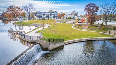 503 N Lake Rd unit 2, Oconomowoc, WI 53066 - photo 4