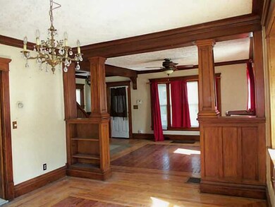 909 W Lenawee St, Lansing, MI 48915 - photo 3