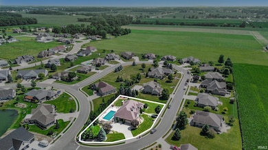 1946 Country Cir S, Nappanee, IN 46550 - photo 2