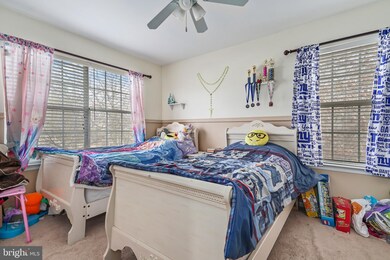 17 Canterbury Ct, Old Bridge, NJ 08857 - photo 5