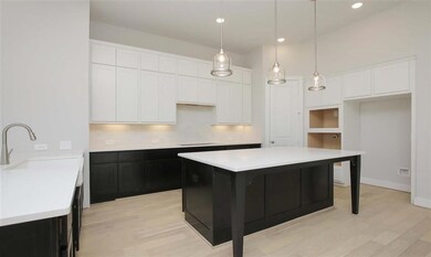 29438CherryVineRdOXFDA0004
