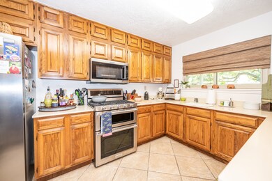 2602 El Camino St, Bay City, TX 77414 - photo 6