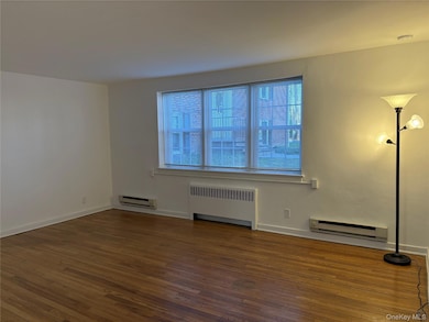 291 Manville Rd unit 2D, Pleasantville, NY 10570 - photo 3