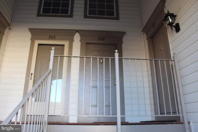 9264 Cardinal Forest Ln unit D, Lorton, VA 22079 - photo 3