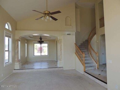 FORMAL DINING