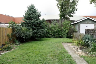 467 Ashland Terrace, Lexington, KY 40502 - photo 3