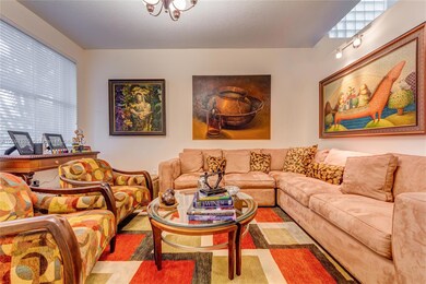 21219 NE 33rd Ave, Miami, FL 33180 - photo 4