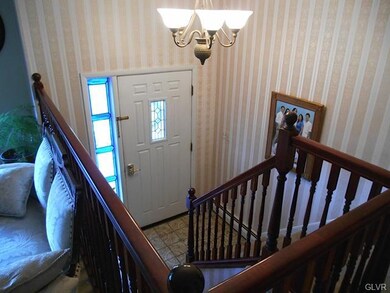 5135 Shimerville Rd, Emmaus, PA 18049 - photo 2