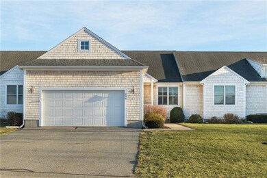 156 Bayridge Dr, Middletown, RI 02842 - photo 3