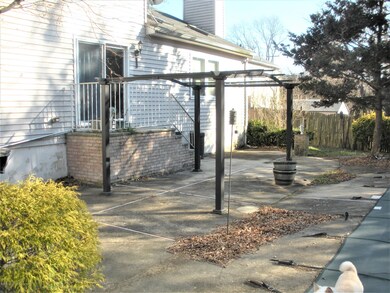 1006 Isaac Ct, Toms River, NJ 08753 - photo 7