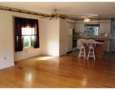 610 County Rd unit 1, Holyoke, MA 01040 - photo 7