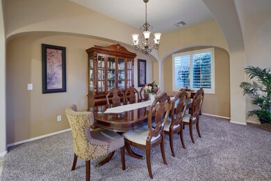9-Dining Room