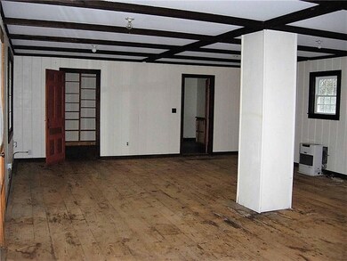 Bonus Room with heat and large...