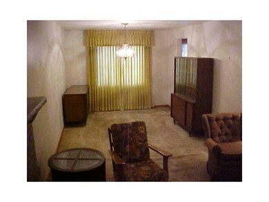 403 Augusta St, Pittsburgh, PA 15211 - photo 5