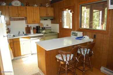 100 Hillcrest Dr, Lords Valley, PA 18428 - photo 4