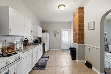 245-247 Natchez St, Pittsburgh, PA 15211 - photo 6