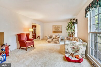 5400 Ellzey Dr, Fairfax, VA 22032 - photo 6