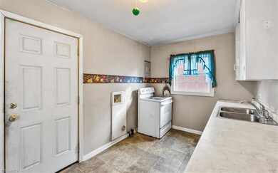 907 Broad Ave, Greensboro, NC 27406 - photo 5