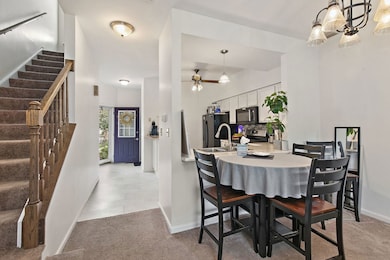 368 Maidstone Ct unit 15368A, Schaumburg, IL 60194 - photo 6