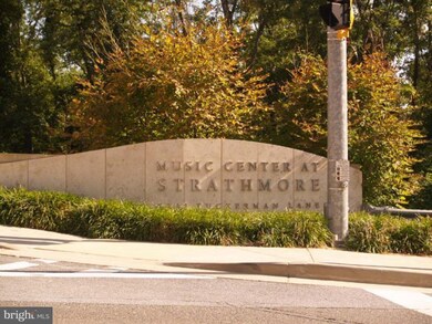 10936 Bloomingdale Dr, Rockville, MD 20852 - photo 3