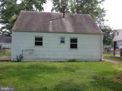 126 Polk Dr, Manassas Park, VA 20111 - photo 5