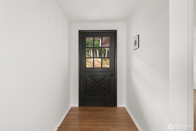 261 SE Adams Ave, Chehalis, WA 98532 - photo 4