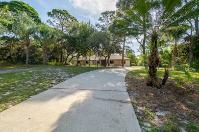 2485 Westminster Dr, Cocoa Fl 32926-Fron