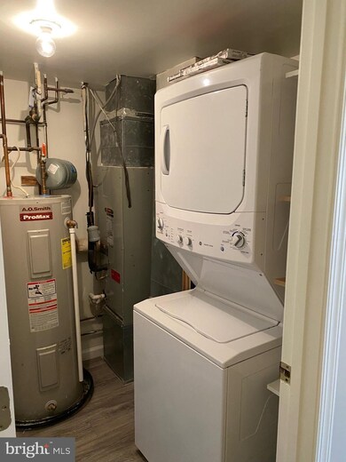 5704 Brewer House Cir unit T-3, Rockville, MD 20852 - photo 6