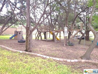 3111 Colorado Dr, Copperas Cove, TX 76522 - photo 2