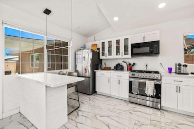 44500 San Carlos Ave unit 1, Palm Desert, CA 92260 - photo 6