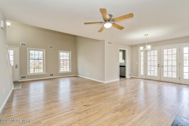 04_5BHickoryCt_2012_Large