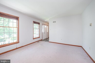 1420 Stirling St, Coatesville, PA 19320 - photo 4