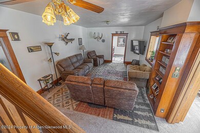 339 W 6th St, Craig, CO 81625 - photo 4