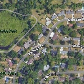 1687 Bolton St, Walled Lake, MI 48390 - photo 3